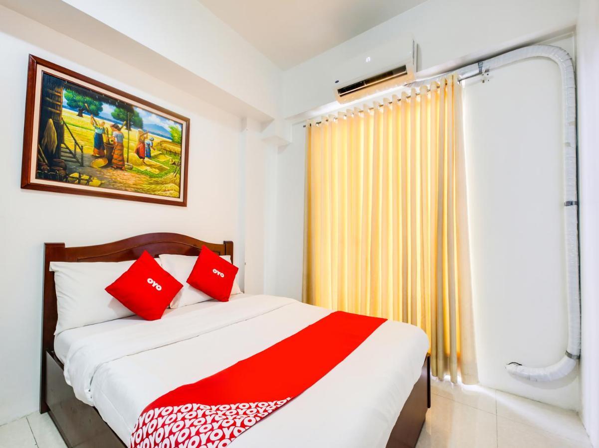 Oyo 893 Dian Suites Makati Manilla Buitenkant foto