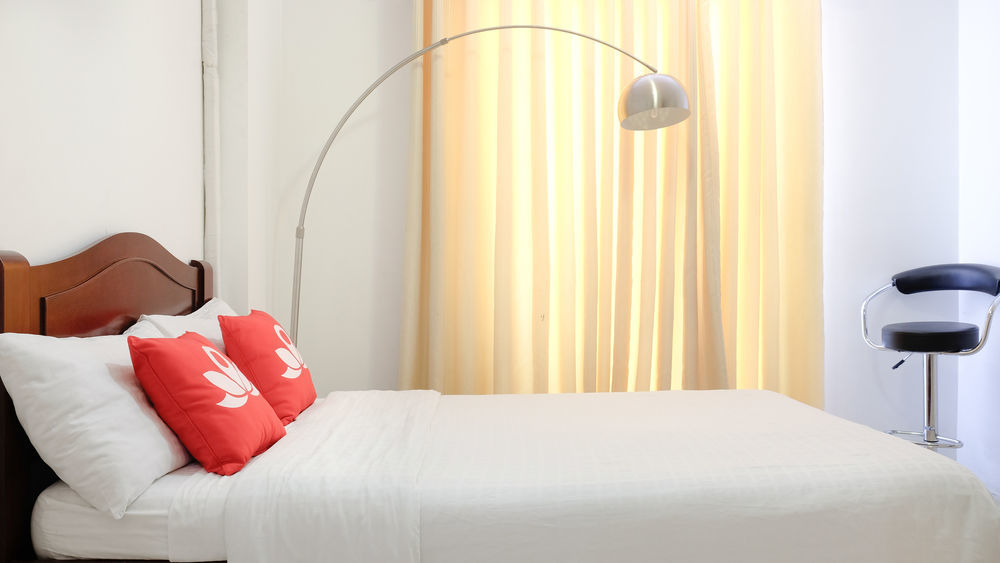Oyo 893 Dian Suites Makati Manilla Buitenkant foto